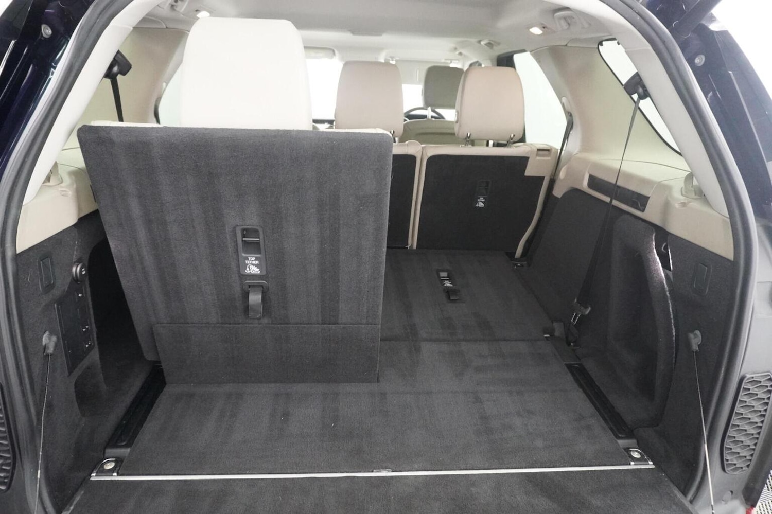 Used Land Rover Discovery 2017 for sale - 77164750: Photo 46