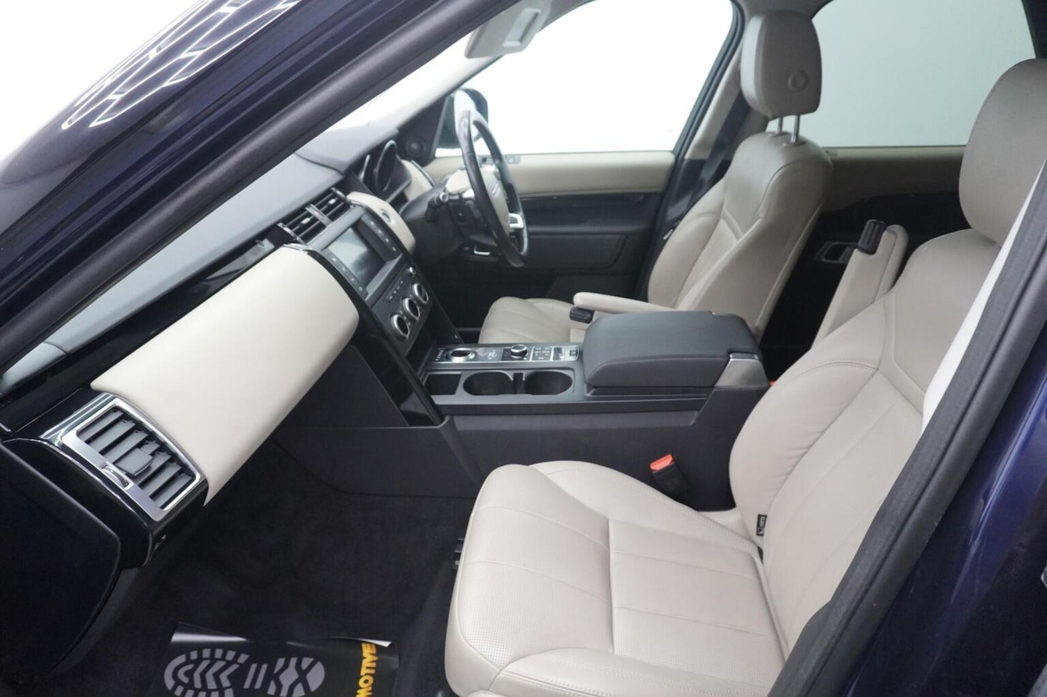 Used Land Rover Discovery 2017 for sale - 77164750: Photo 47