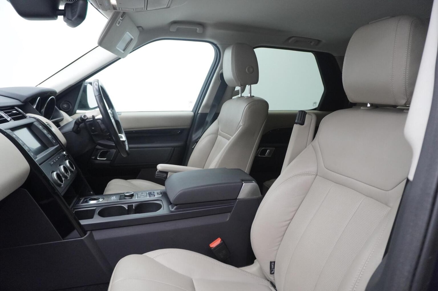 Used Land Rover Discovery 2017 for sale - 77164750: Photo 48