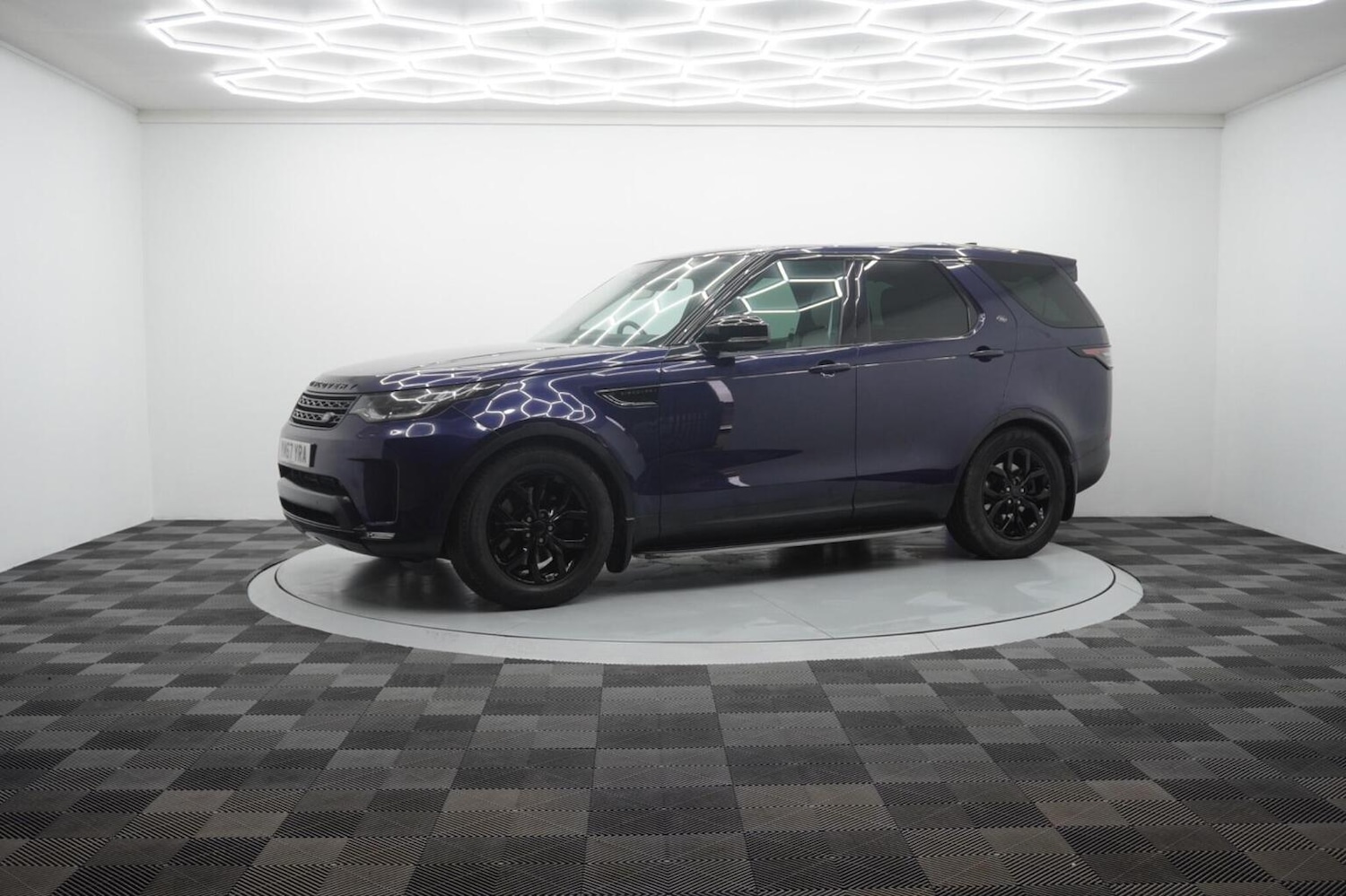 Used Land Rover Discovery 2017 for sale - 77164750: Photo 5