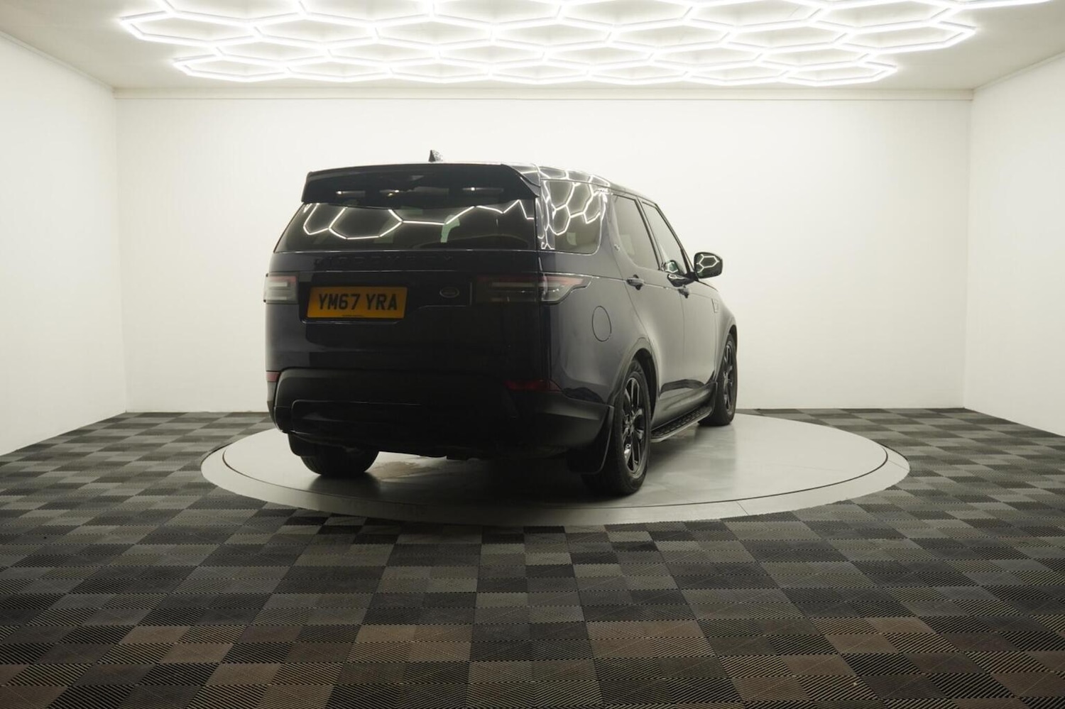 Used Land Rover Discovery 2017 for sale - 77164750: Photo 50