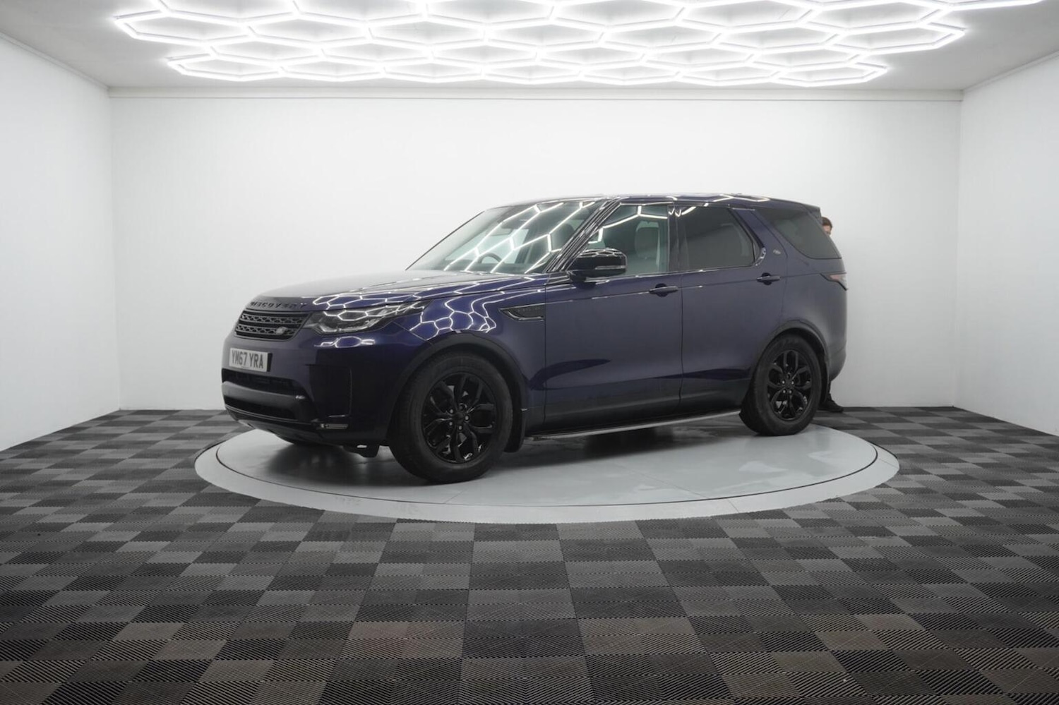 Used Land Rover Discovery 2017 for sale - 77164750: Photo 7