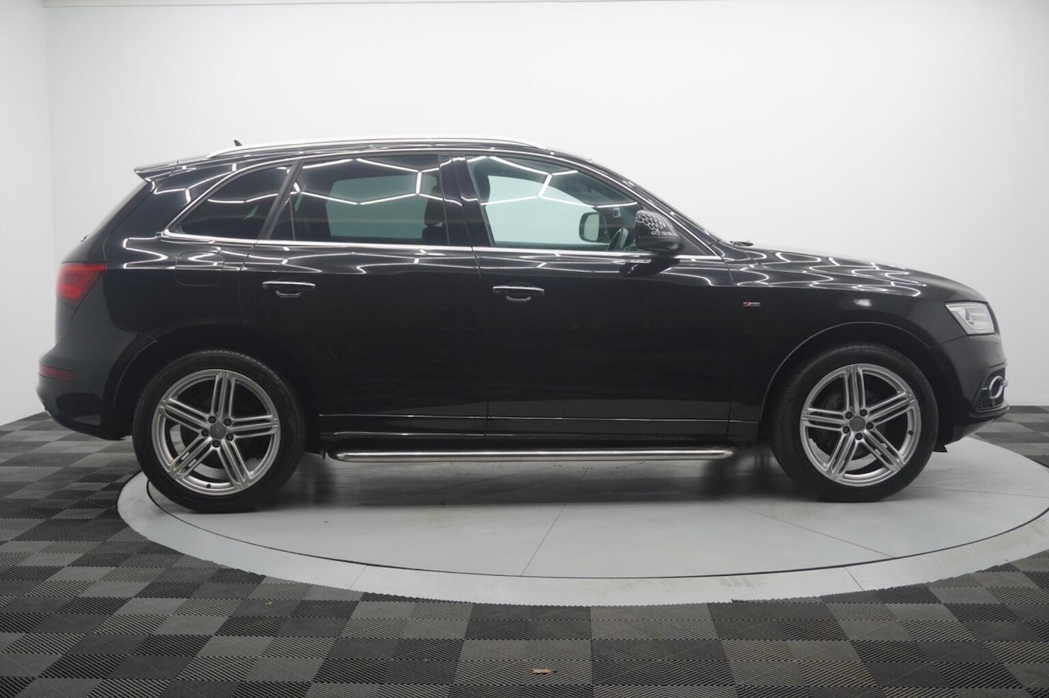 Used Audi Q5 2014 for sale - 77822370: Photo 25