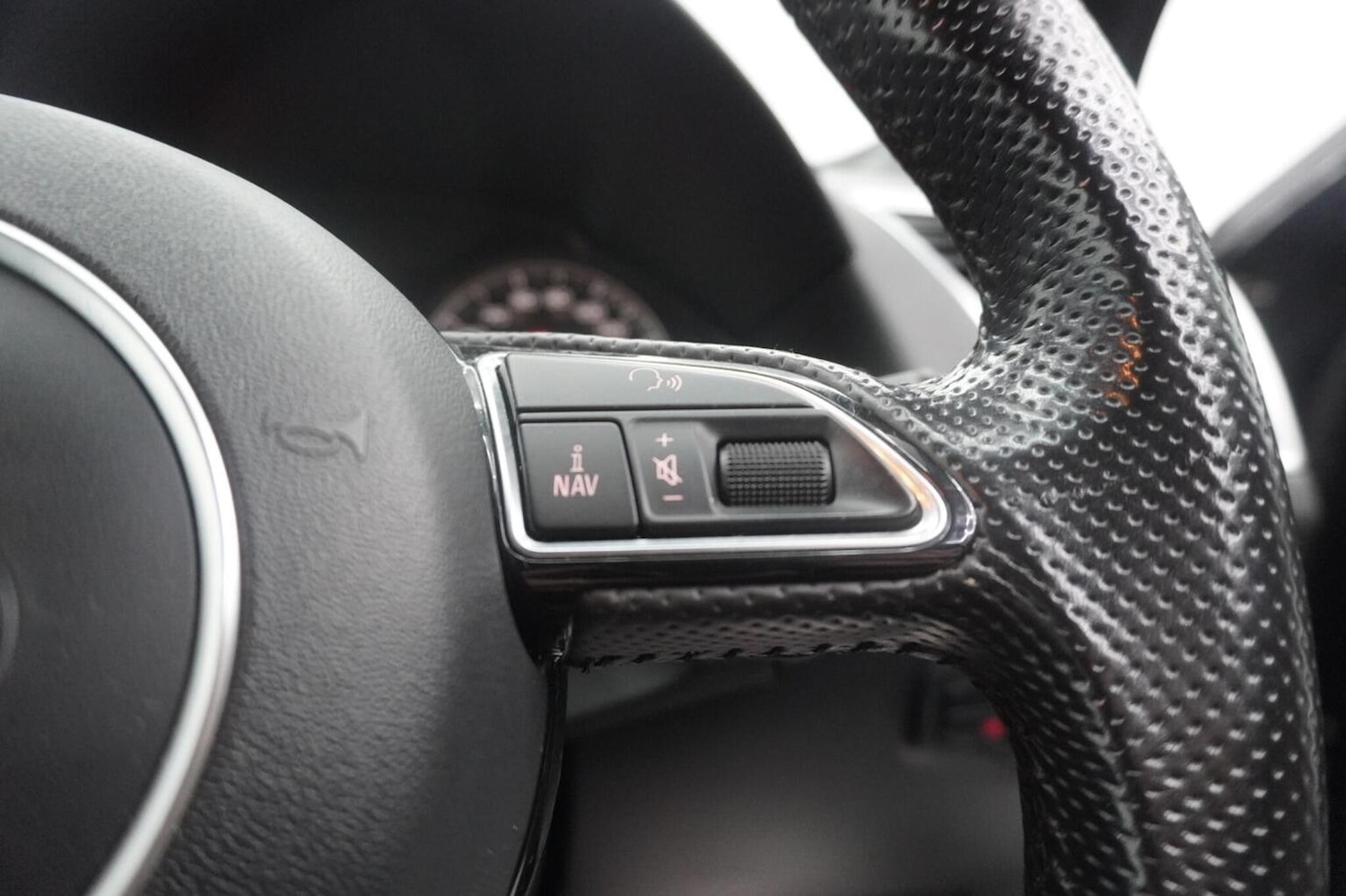 Used Audi Q5 2014 for sale - 77822370: Photo 39