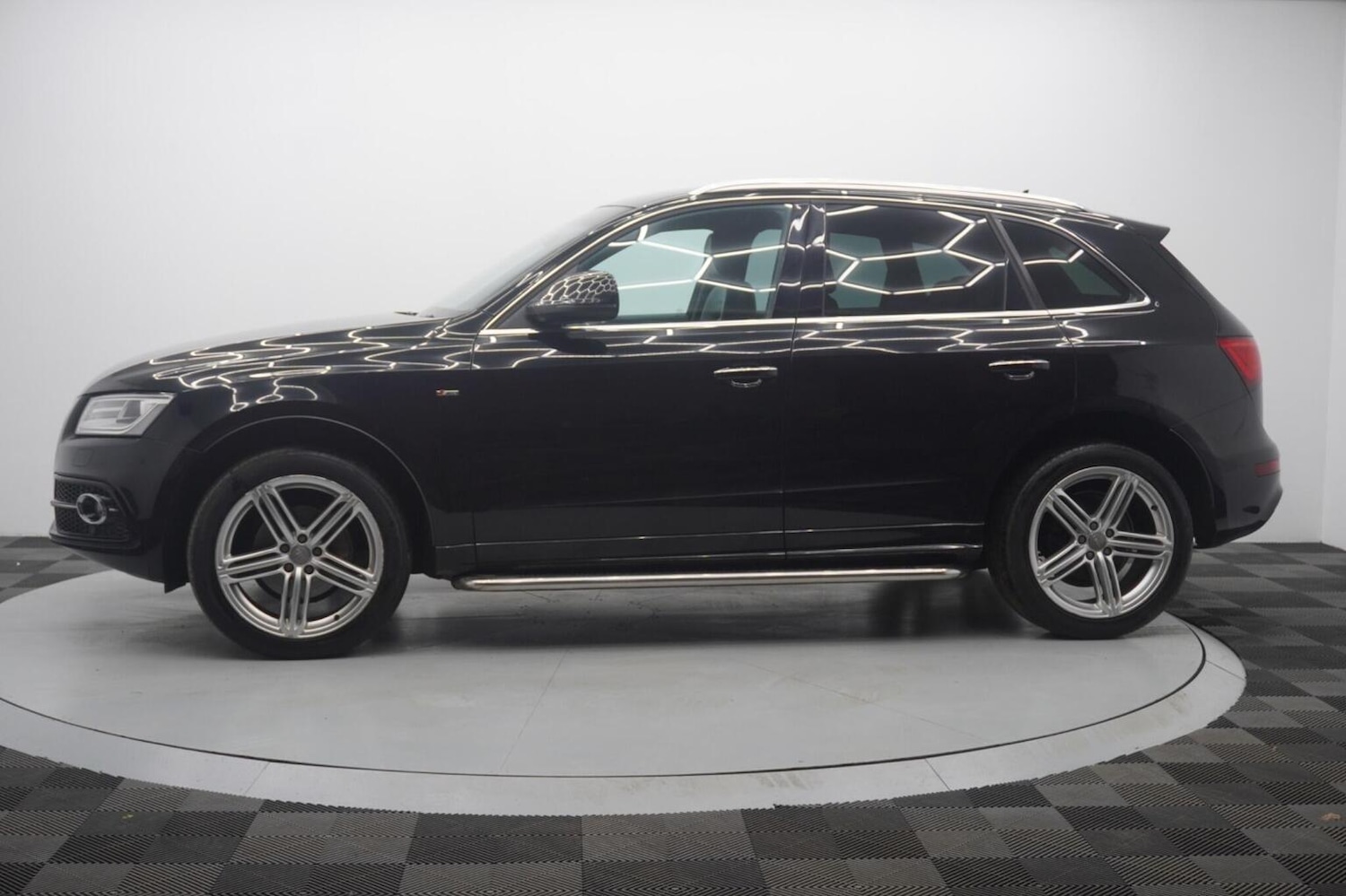Used Audi Q5 2014 for sale - 77822370: Photo 4