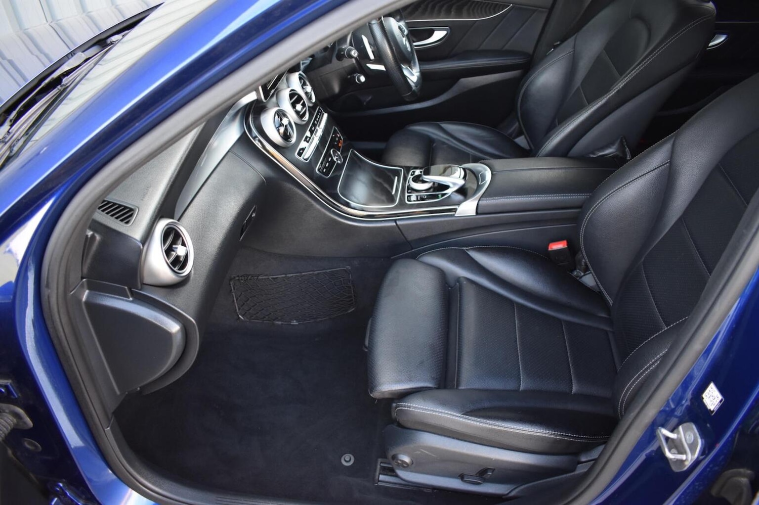 Used Mercedes-Benz C Class 2017 for sale - 77107649: Photo 37