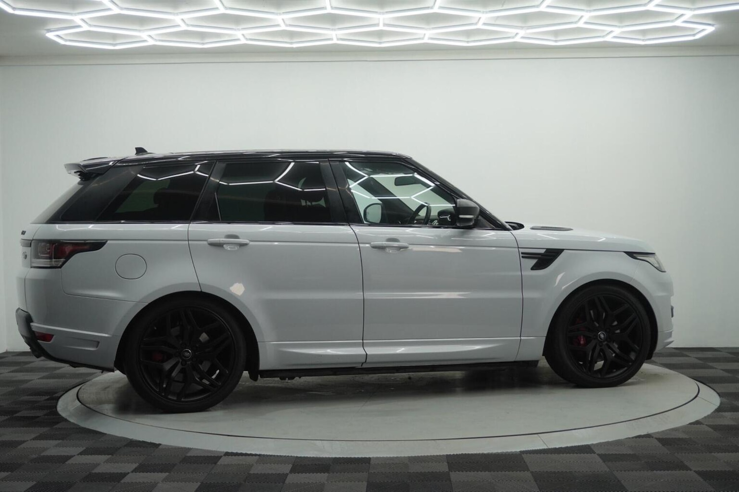 Used Land Rover Range Rover Sport 2016 for sale - 76407537: Photo 17
