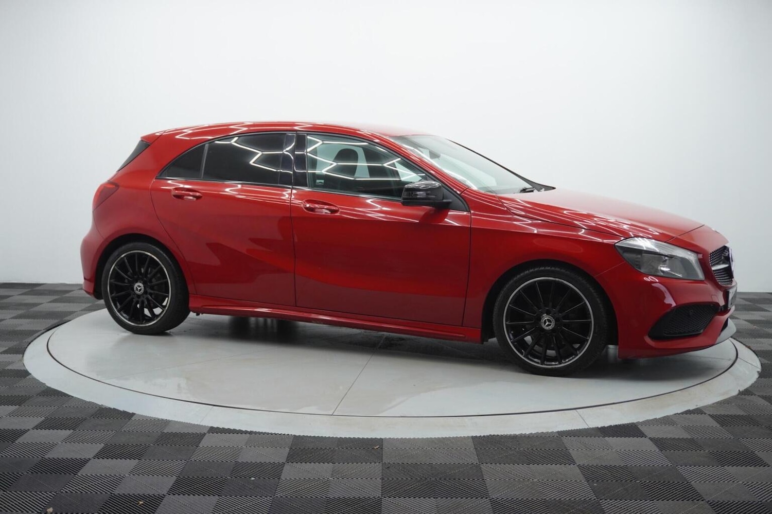 Used Mercedes-Benz A-Class 2018 for sale - 76877606: Photo 44