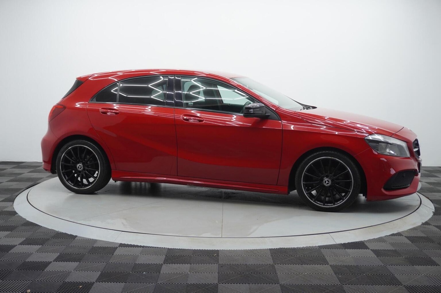 Used Mercedes-Benz A-Class 2018 for sale - 76877606: Photo 45