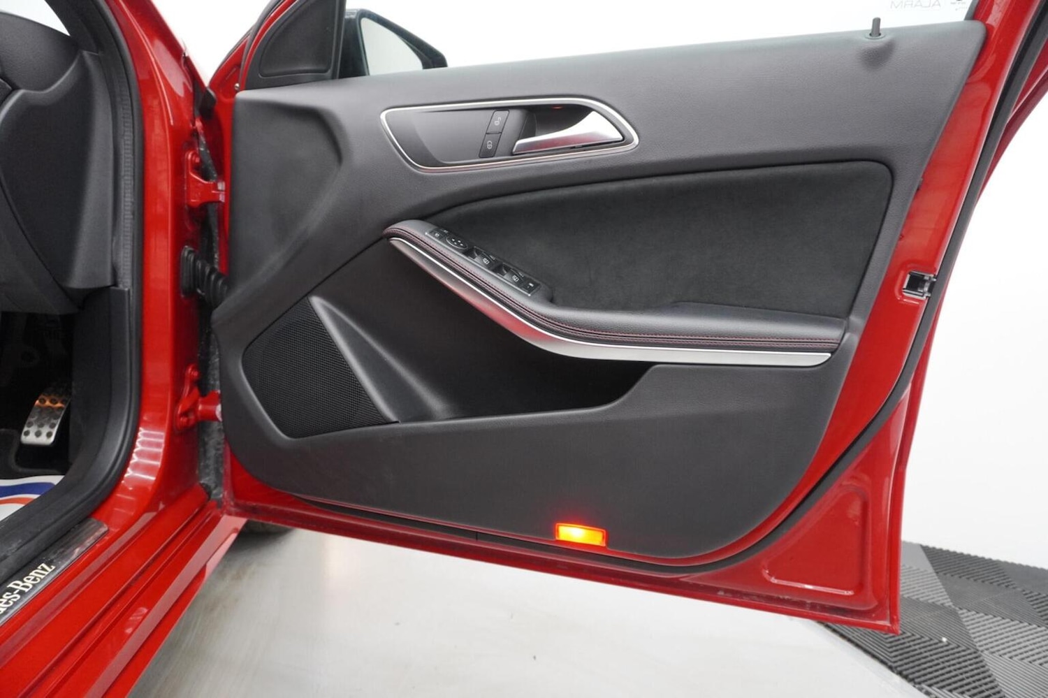 Used Mercedes-Benz A-Class 2018 for sale - 76877606: Photo 60