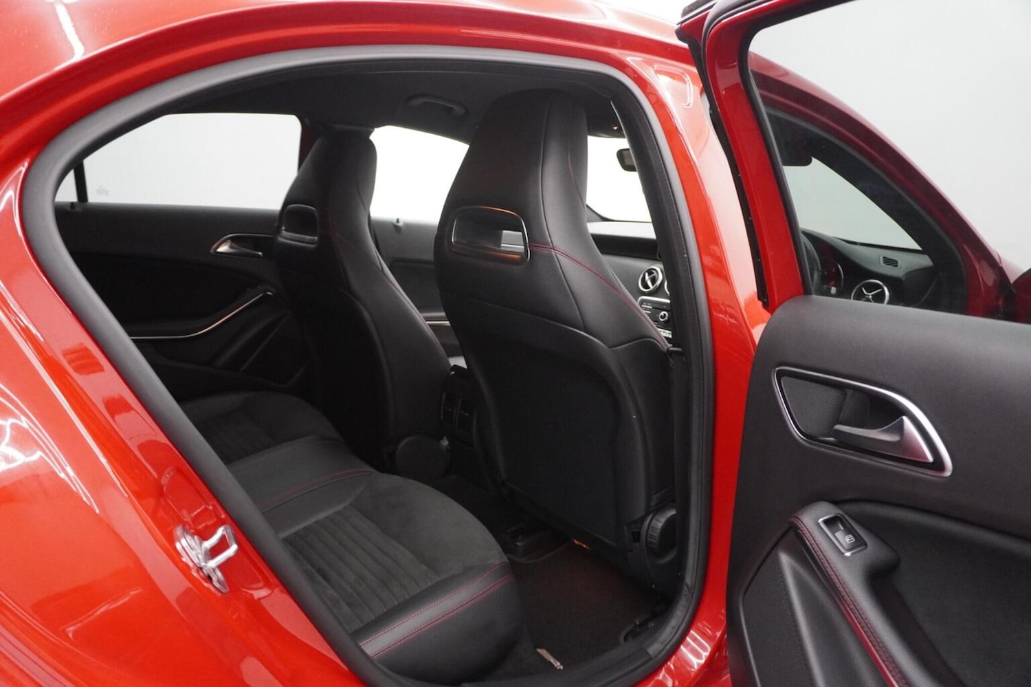 Used Mercedes-Benz A-Class 2018 for sale - 76877606: Photo 68