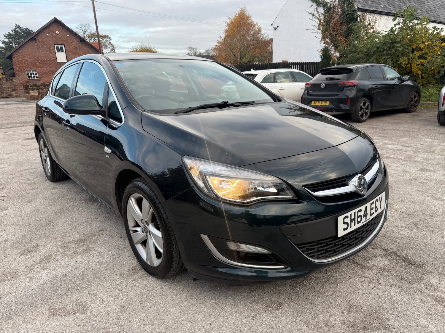 Used Vauxhall Astra 2014 for sale - 76510638: Photo 1