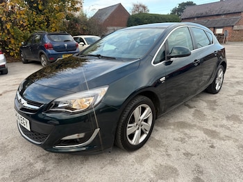 Used Vauxhall Astra 2014 for sale - 76510638: Photo