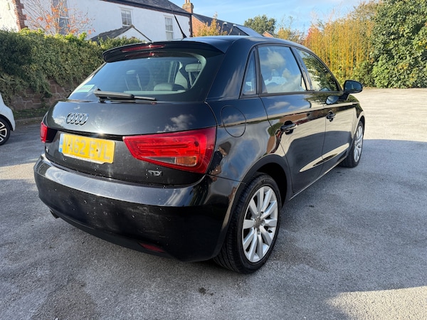 Used Audi A1 2013 for sale - 76221624: Photo 4