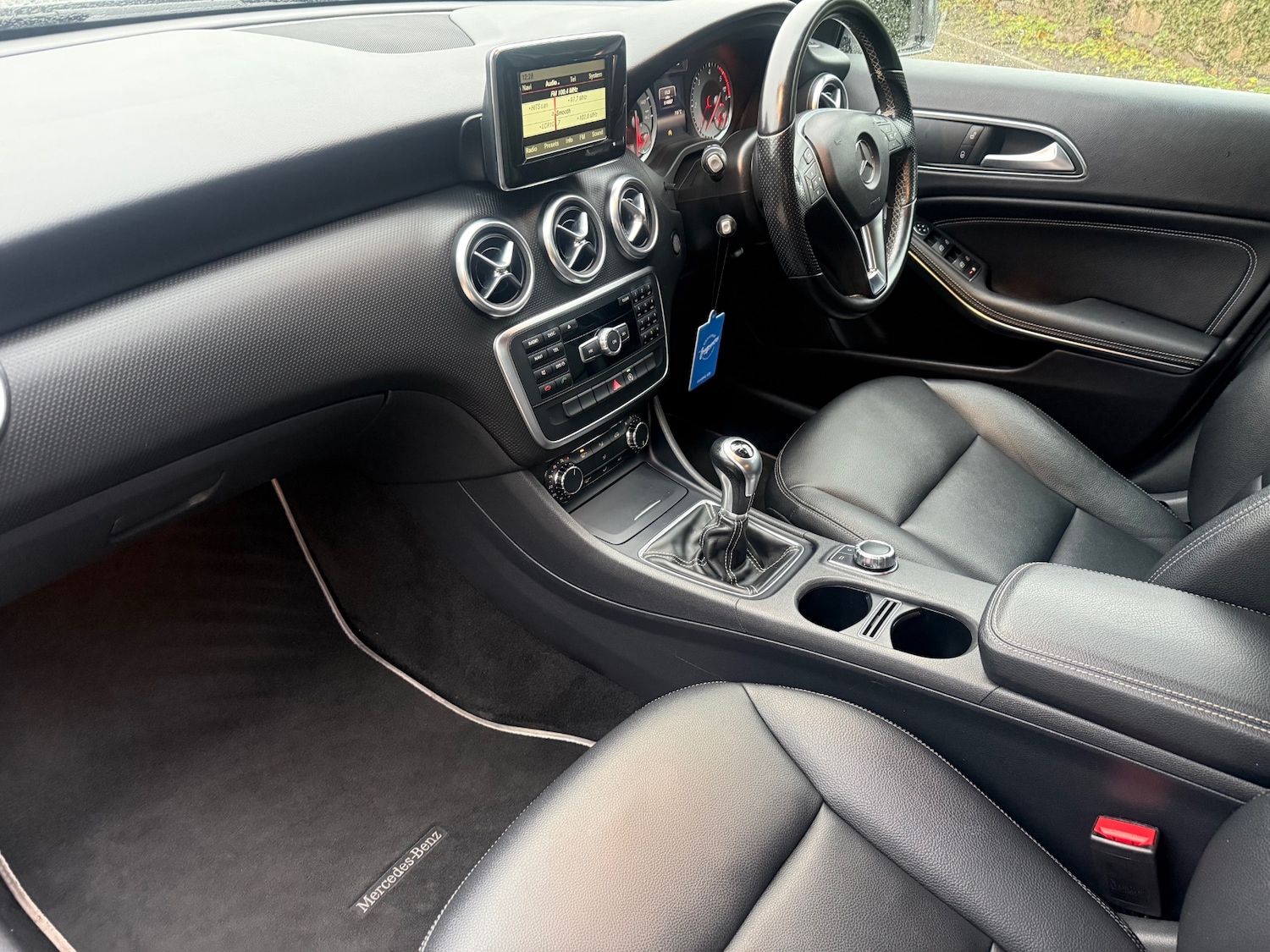 Used Mercedes-Benz A-Class 2015 for sale - 77240694: Photo 11