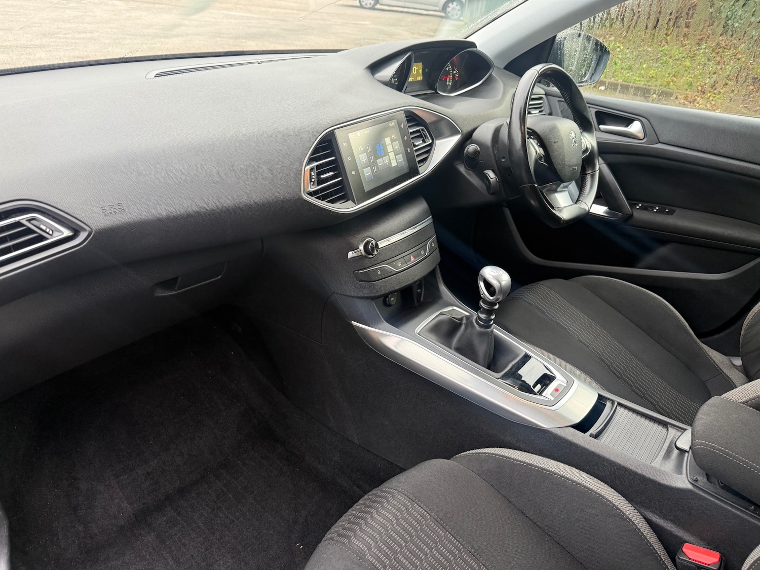 Used Peugeot 308 2015 for sale - 77271398: Photo 11