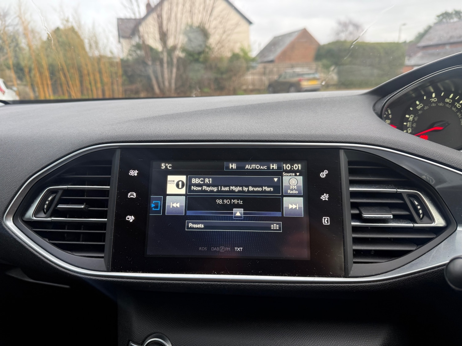 Used Peugeot 308 2015 for sale - 77271398: Photo 12