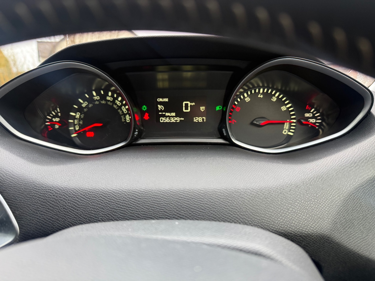 Used Peugeot 308 2015 for sale - 77271398: Photo 14