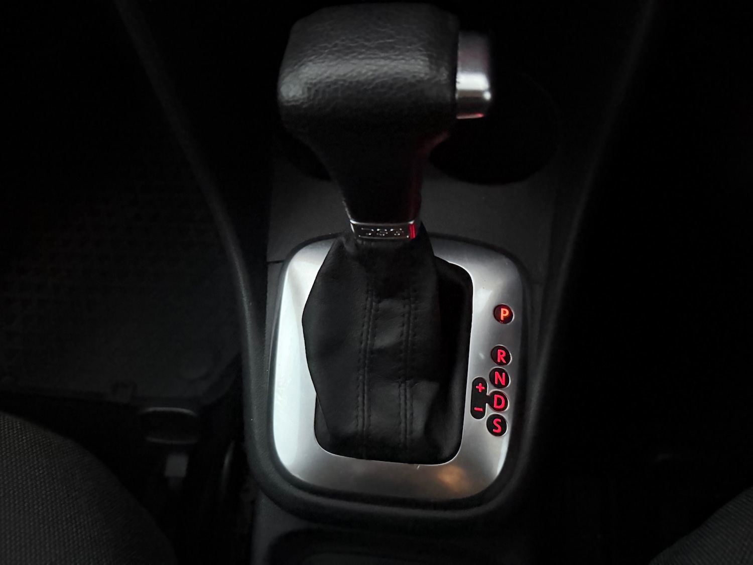 Used Volkswagen Polo 2010 for sale - 76495985: Photo 14