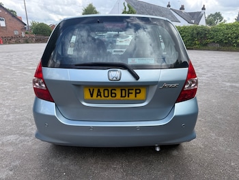 Used Honda Jazz 2006 for sale - 78615252: Photo