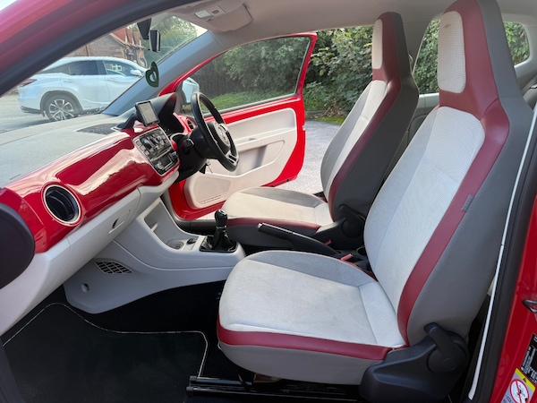 Used Volkswagen up! 2013 for sale - 76065702: Photo 10