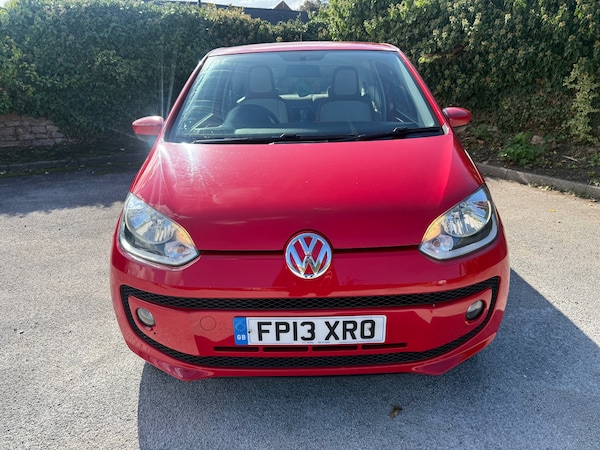 Used Volkswagen up! 2013 for sale - 76065702: Photo 2