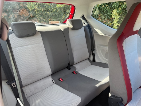 Used Volkswagen up! 2013 for sale - 76065702: Photo 8
