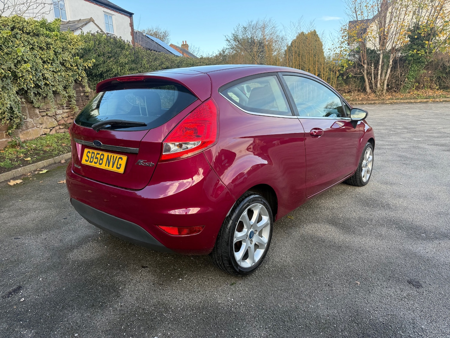 Used Ford Fiesta 2009 for sale - 76640039: Photo 4