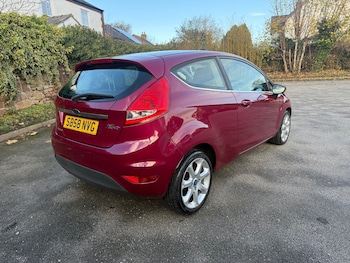 Used Ford Fiesta 2009 for sale - 76640039: Photo