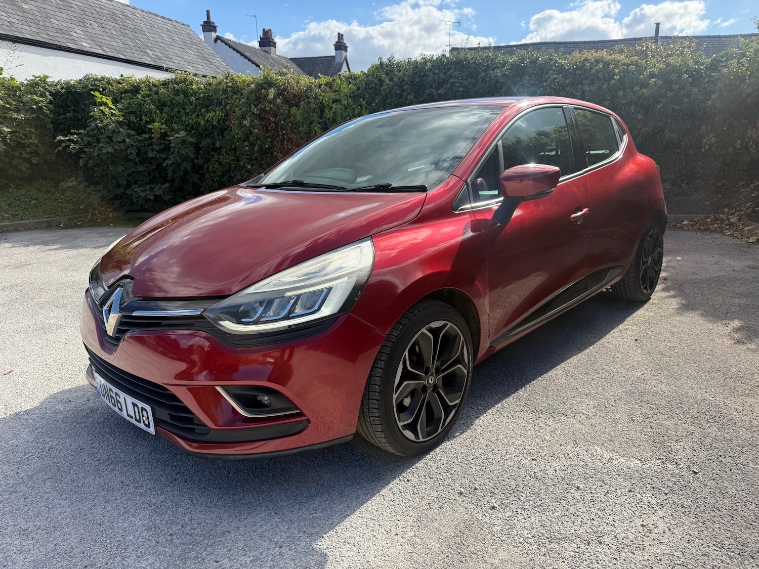 Used Renault Clio 2016 for sale - 76065706: Photo 3