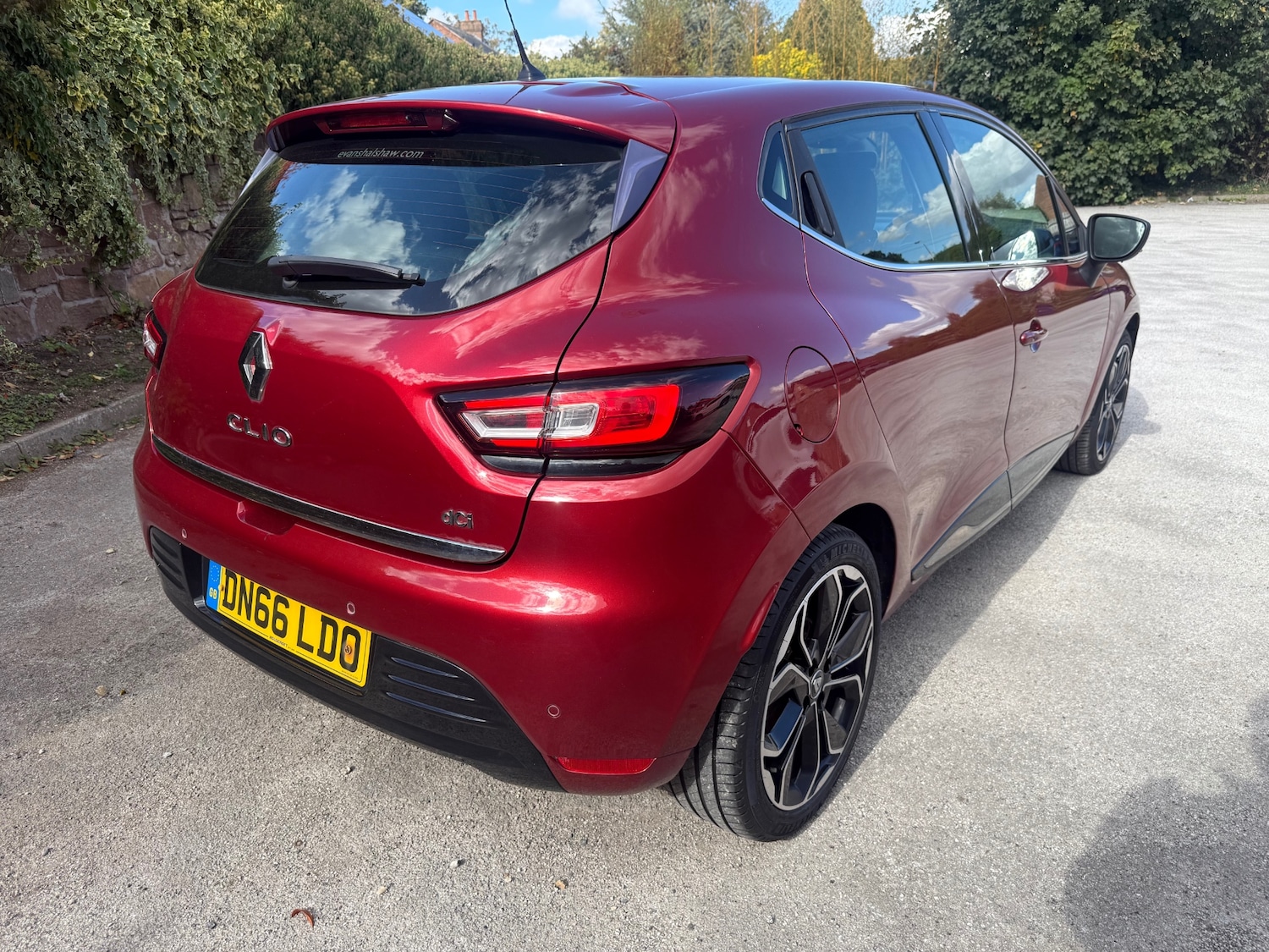 Used Renault Clio 2016 for sale - 76065706: Photo 4