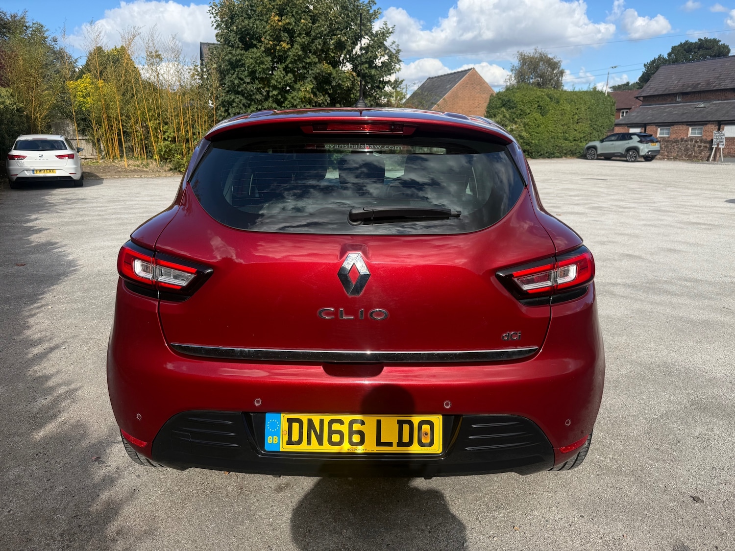 Used Renault Clio 2016 for sale - 76065706: Photo 5