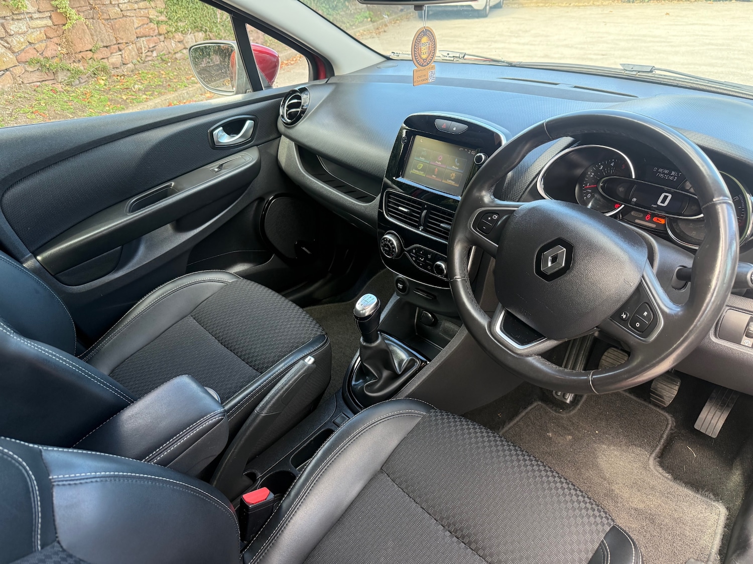 Used Renault Clio 2016 for sale - 76065706: Photo 7