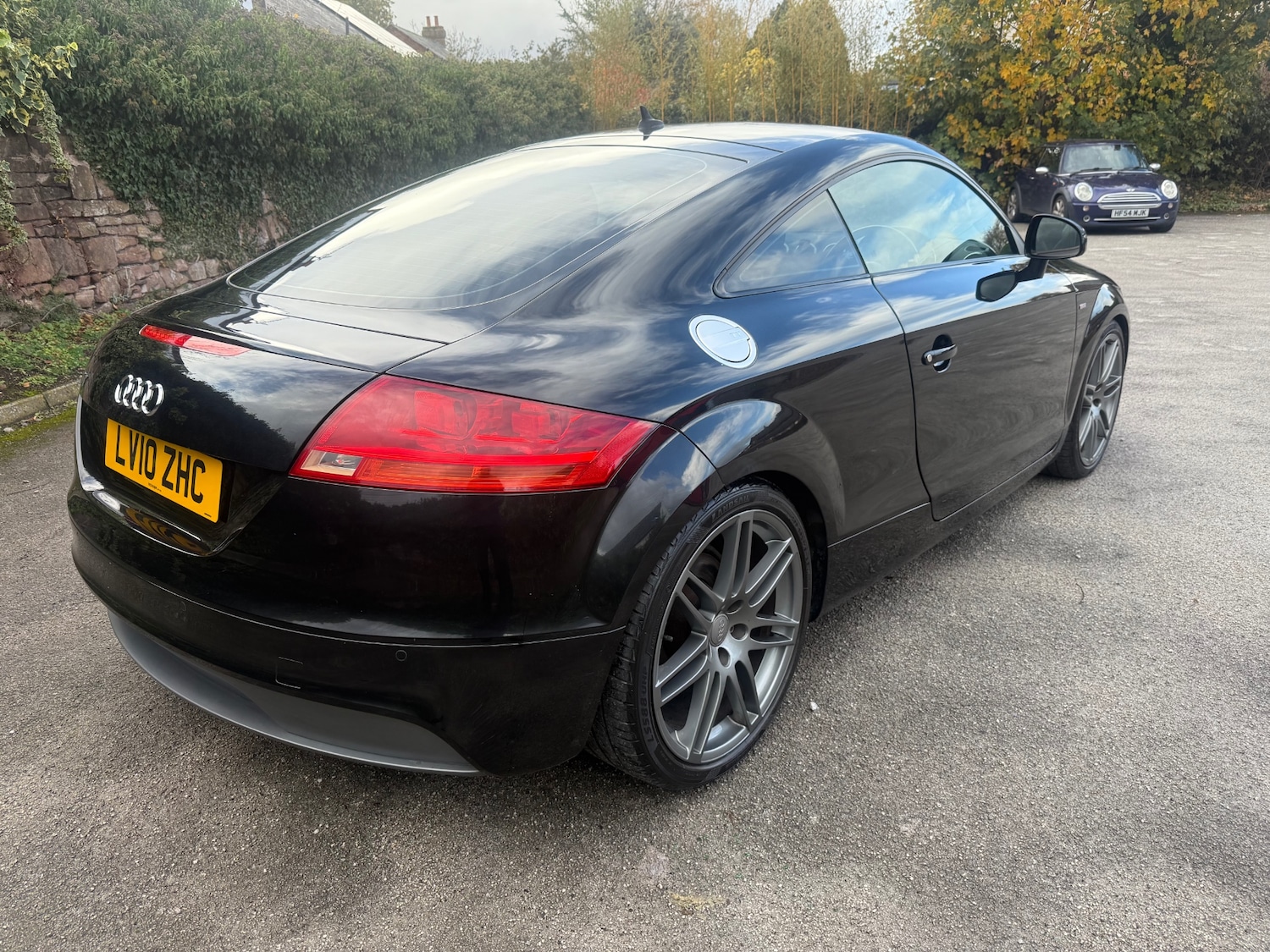 Used Audi TT 2010 for sale - 76437306: Photo 4