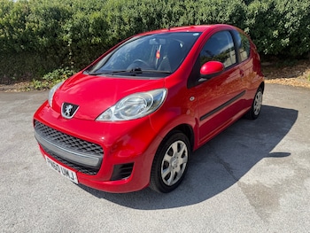 Used Peugeot 107 2010 for sale - 79570116: Photo