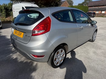 Used Ford Fiesta 2011 for sale - 79826176: Photo