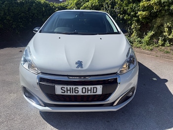 Used Peugeot 208 2016 for sale - 78531748: Photo