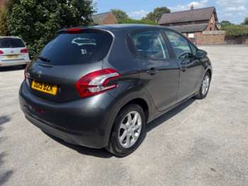 Used Peugeot 208 2015 for sale - 74929675: Photo