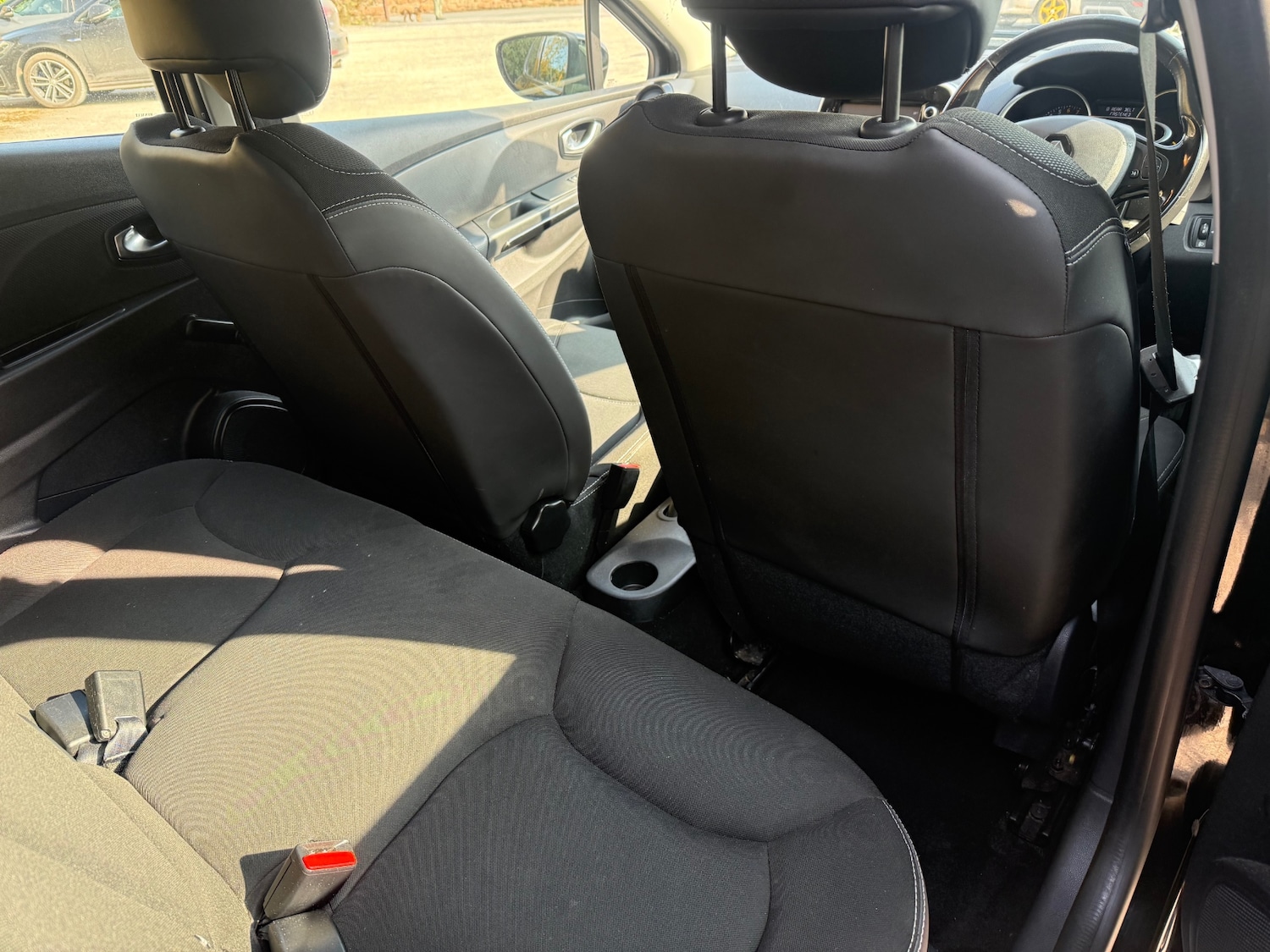 Used Renault Clio 2016 for sale - 77974745: Photo 6