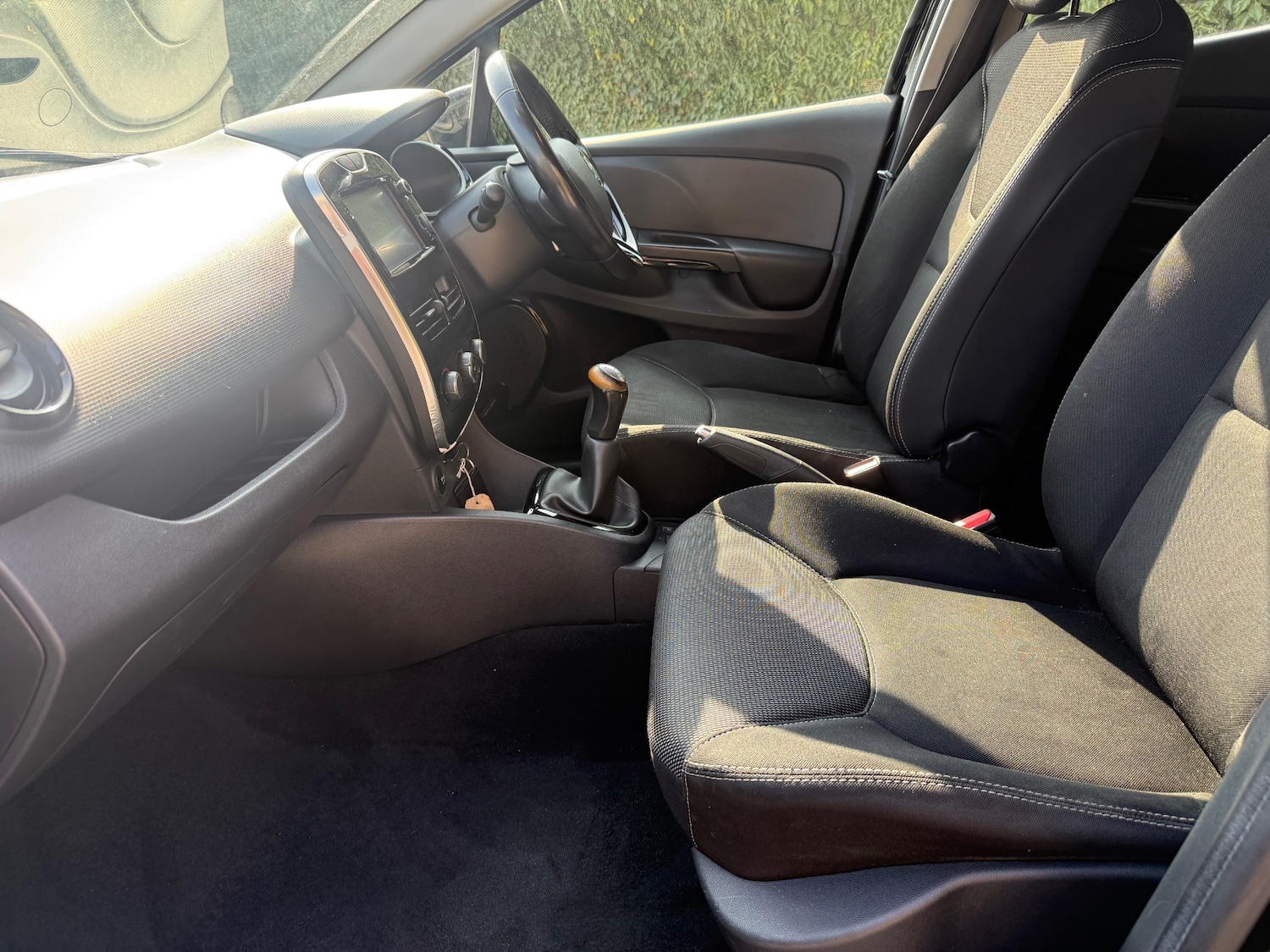 Used Renault Clio 2016 for sale - 77974745: Photo 8