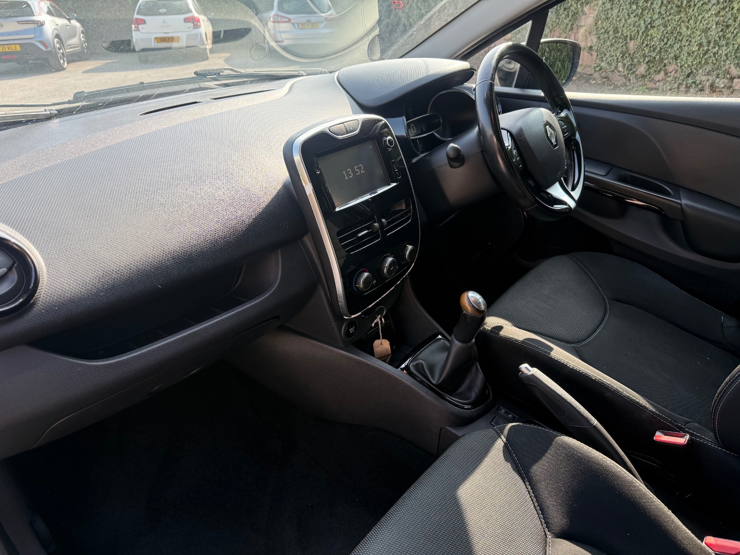 Used Renault Clio 2016 for sale - 77974745: Photo 9