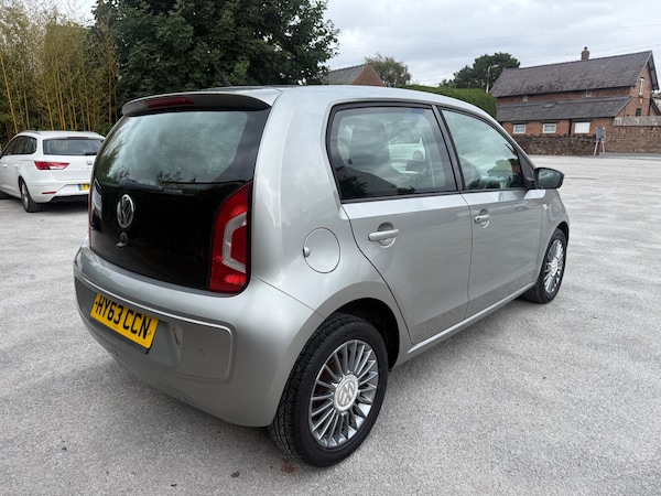 Used Volkswagen up! 2013 for sale - 75629428: Photo 4