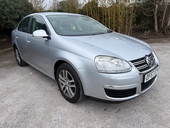 2008 (57) - 1.6 SE FSI 4dr