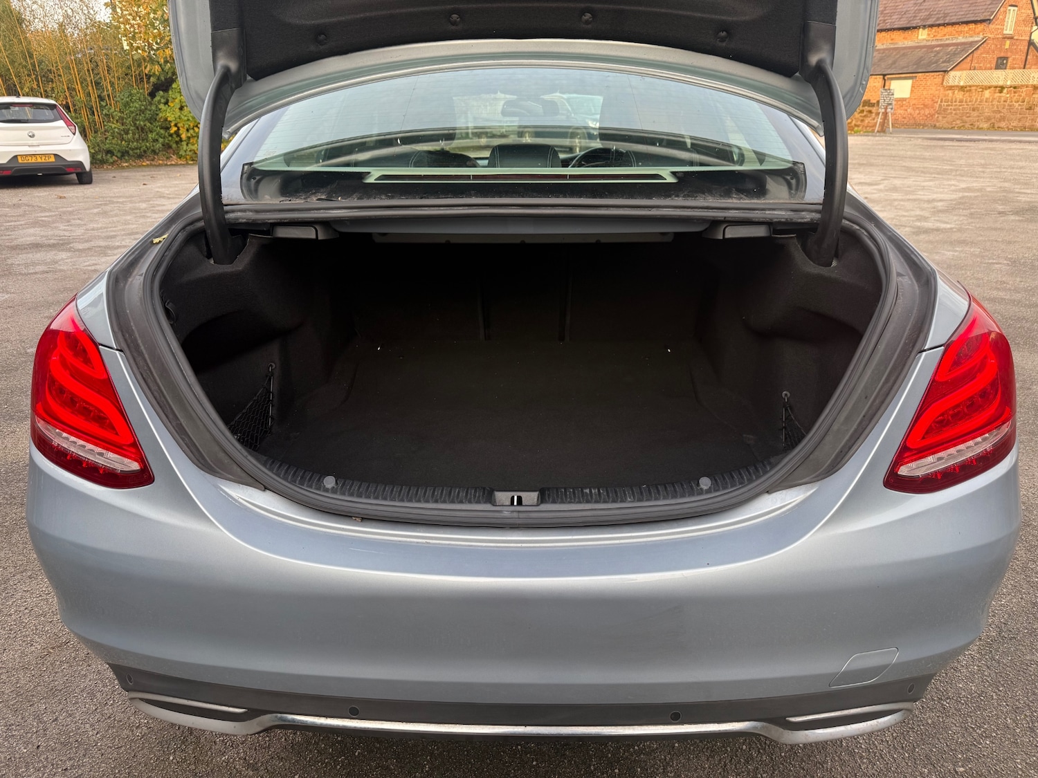 Used Mercedes-Benz C Class 2015 for sale - 76480534: Photo 9