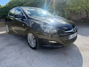 Used Vauxhall Astra 2015 for sale - 78582164: Photo