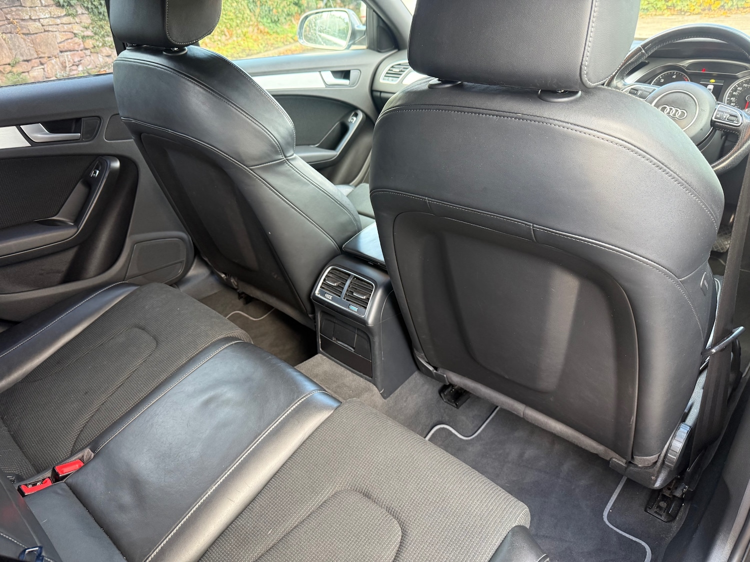 Used Audi A4 2015 for sale - 76375027: Photo 8