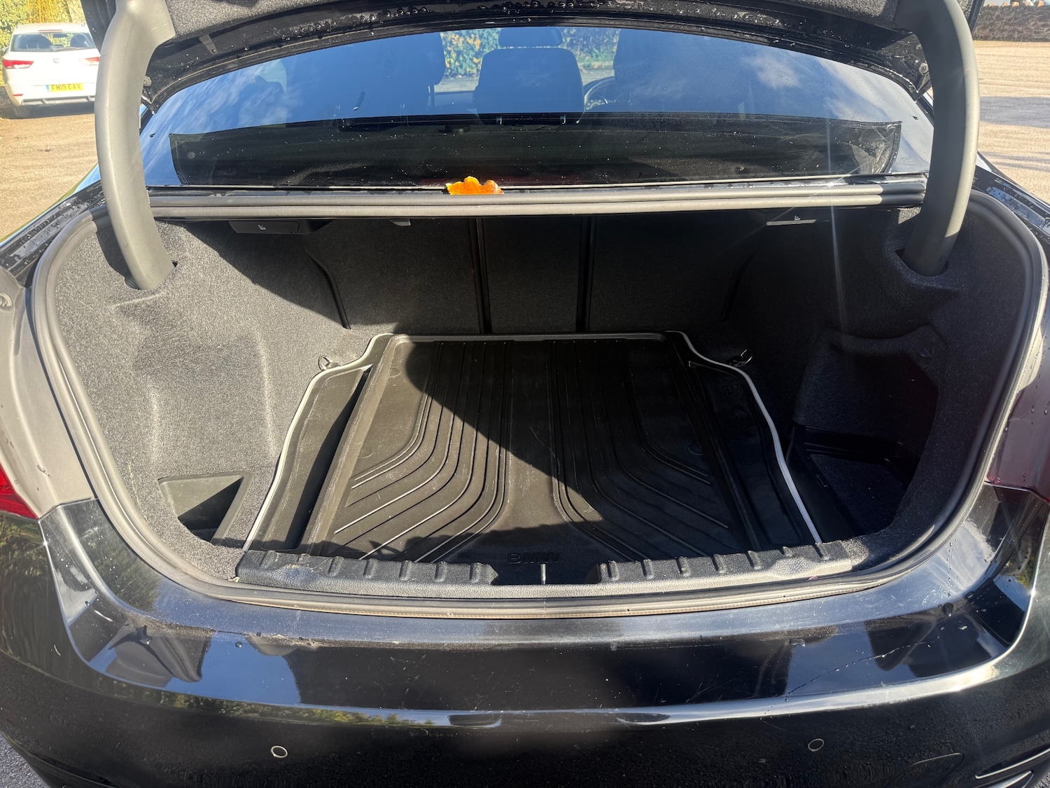 Used BMW 3 Series 2018 for sale - 76352148: Photo 9