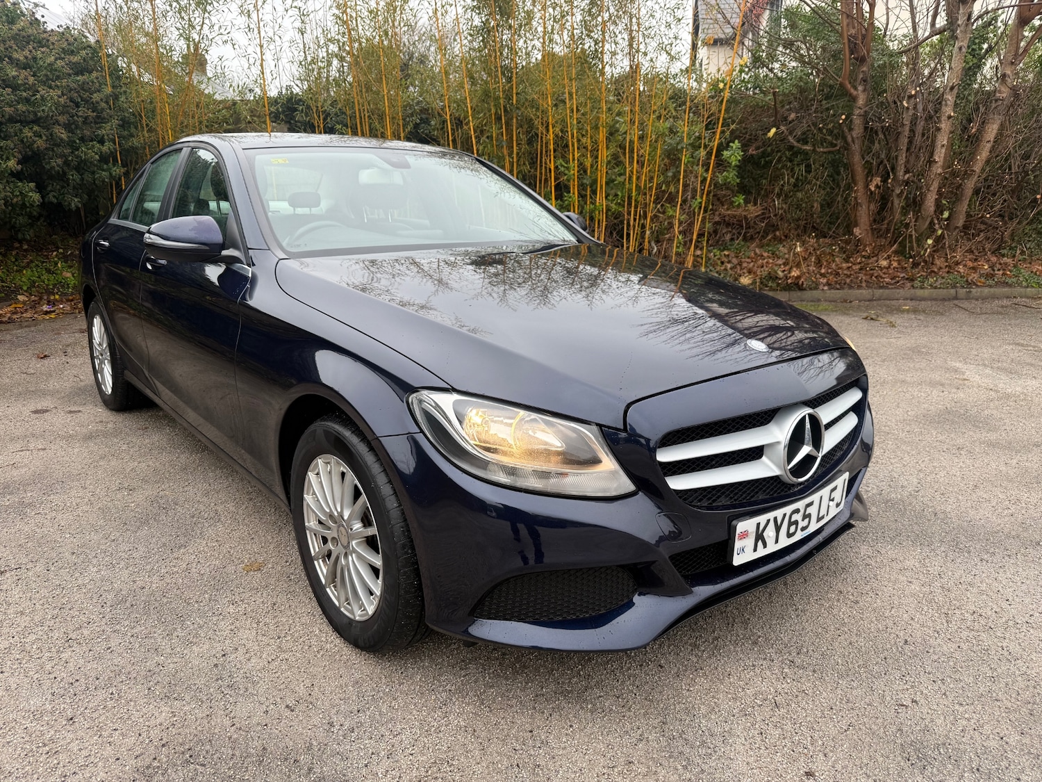 Used Mercedes-Benz C Class 2015 for sale - 76853898: Photo 1