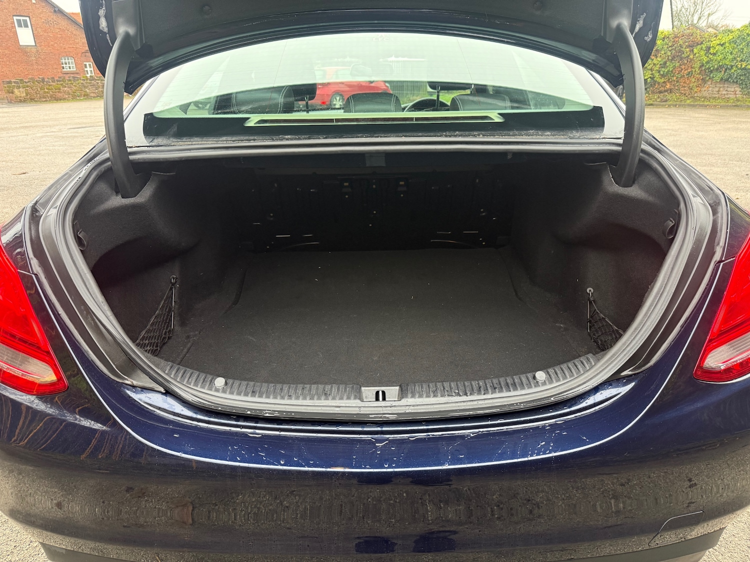 Used Mercedes-Benz C Class 2015 for sale - 76853898: Photo 9