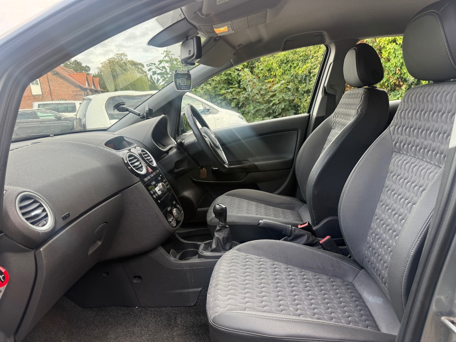 Used Vauxhall Corsa 2015 for sale - 76130343: Photo 10